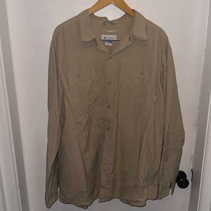 Men’s Columbia tan long sleeve shirt Size XXL